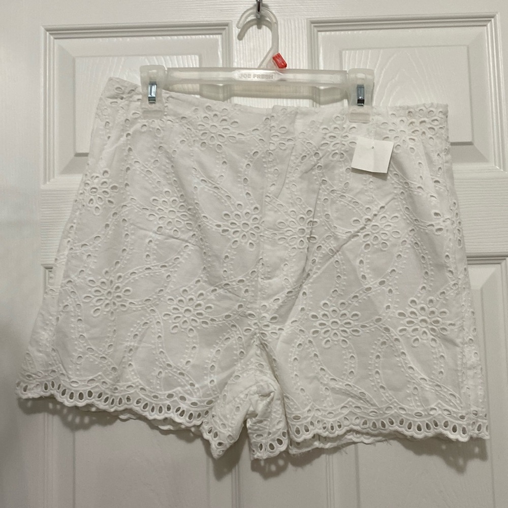 BNWT Zara White High Waisted Islet Lace Short - XL